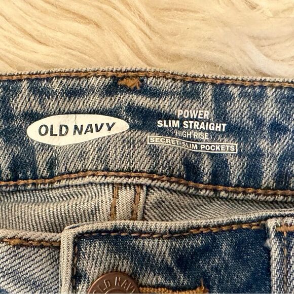 Old Navy High Rise Slim Leg Light Wash Jeans Size 4 - Picture 6 of 7